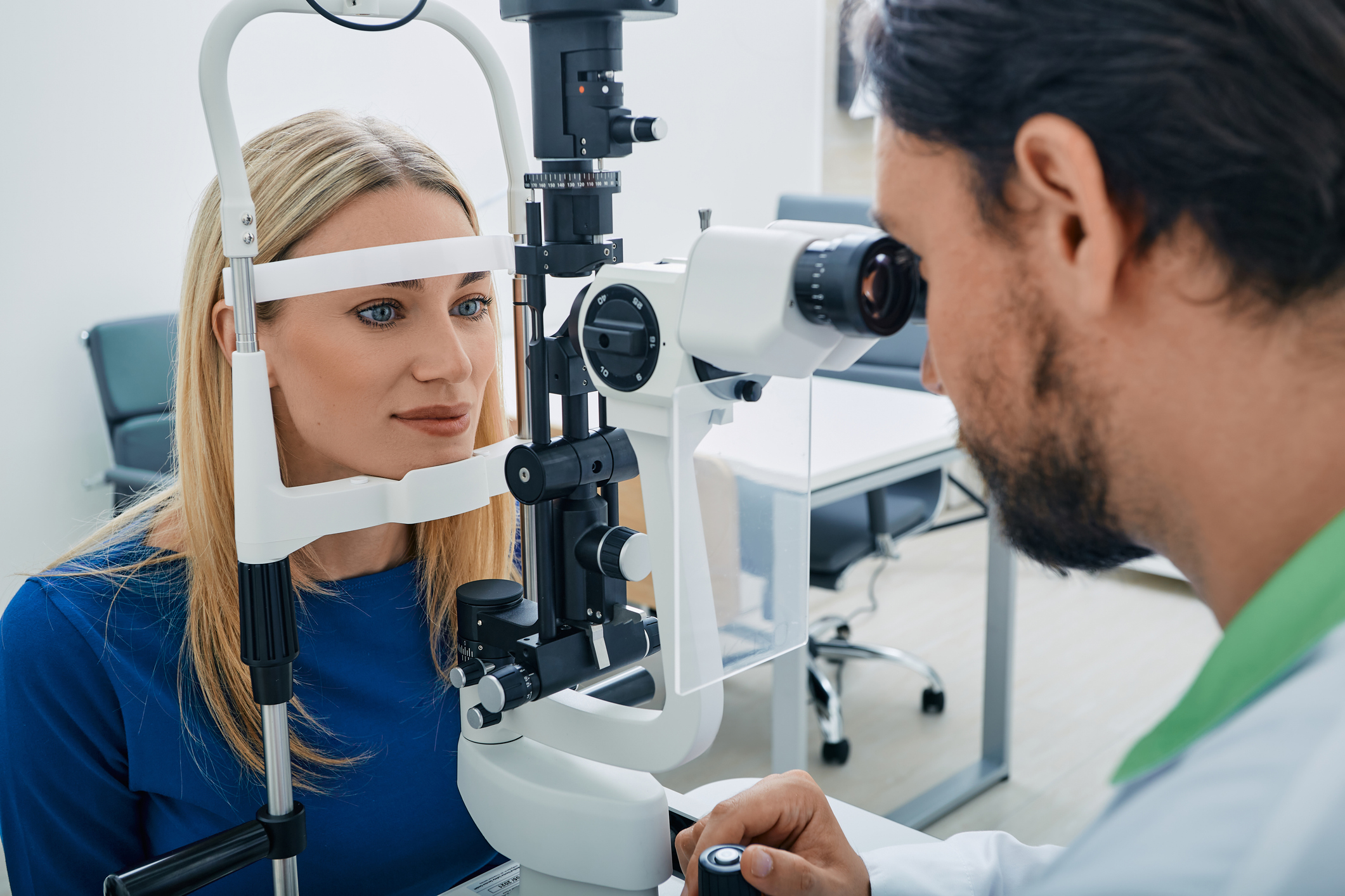 Navigating the Recovery Process After Vision Correction Surgery