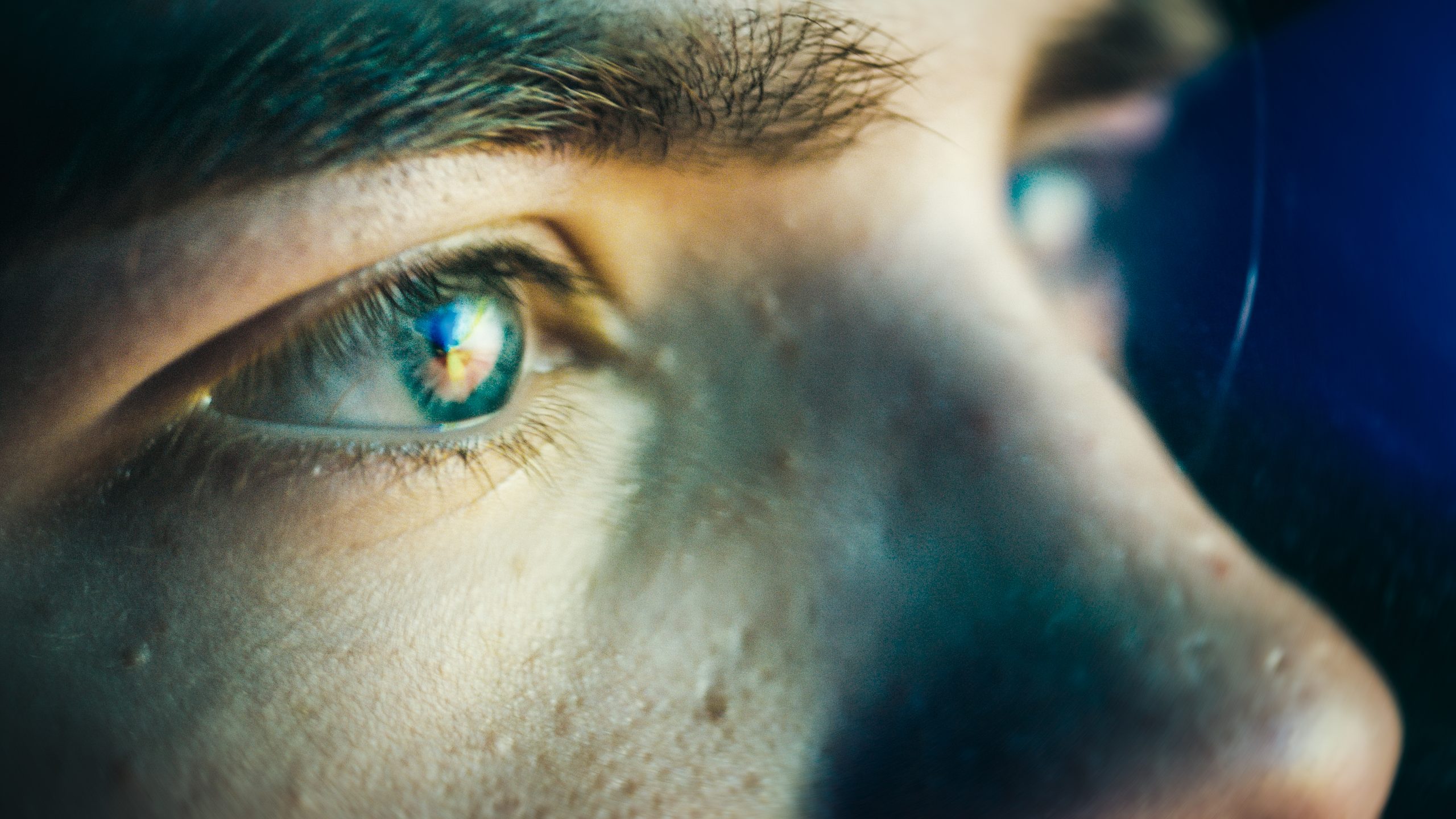 Understanding Halos and Glare: An Insight into Ocular Phenomena