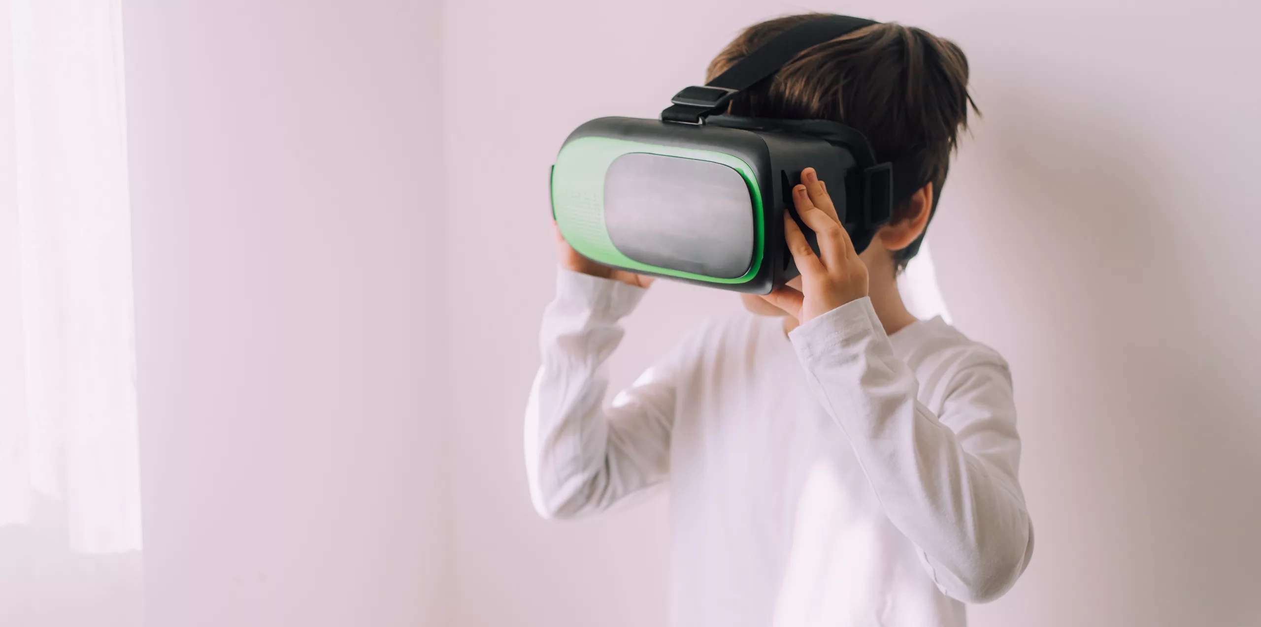 Understanding the Visual Demands of Virtual Reality on Children's Eyes